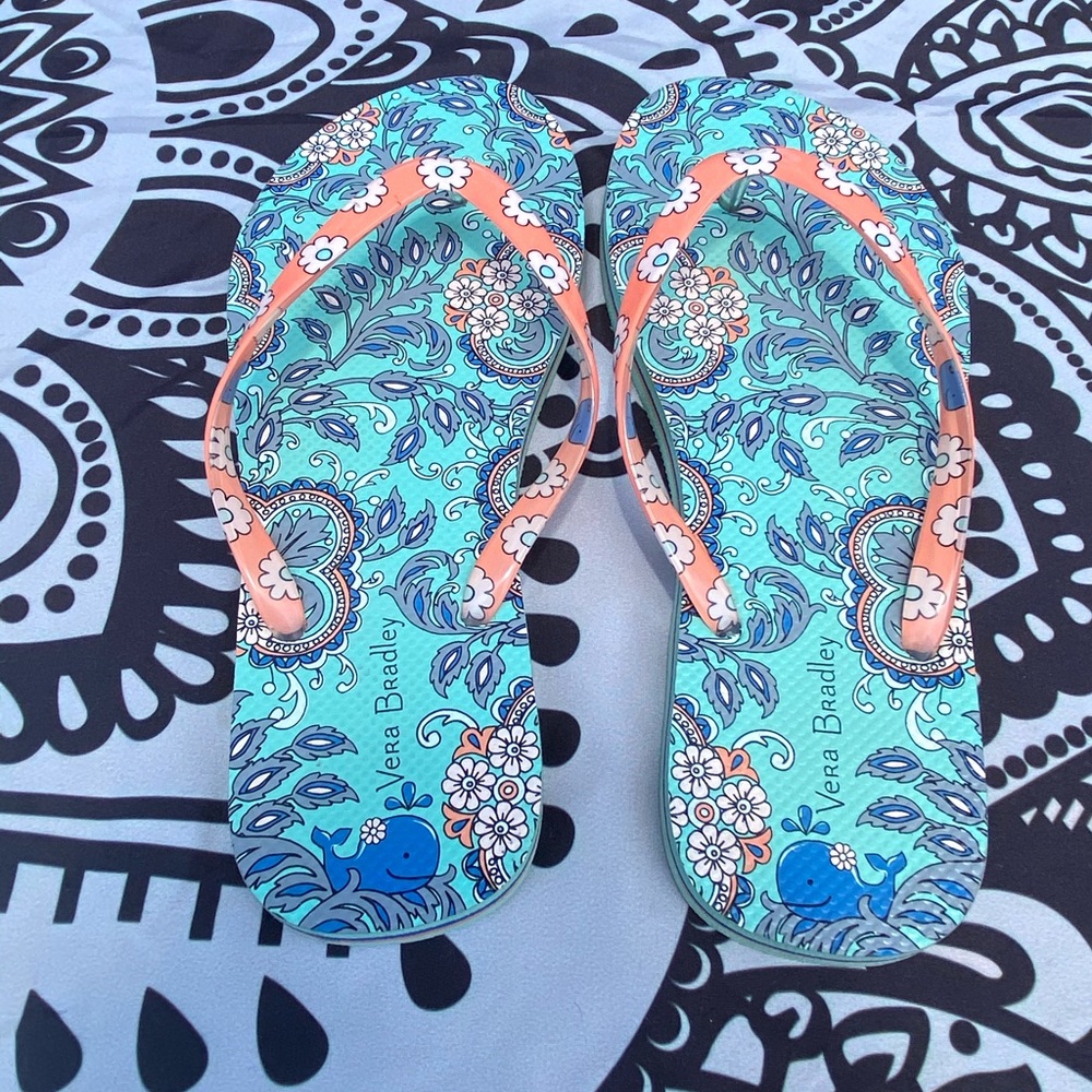Vera Bradley flip flops
